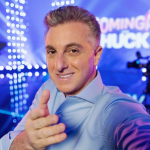 Huck expõe briga entre Dona Déa e Lívia Andrade: 'De repente, pararam de se falar'