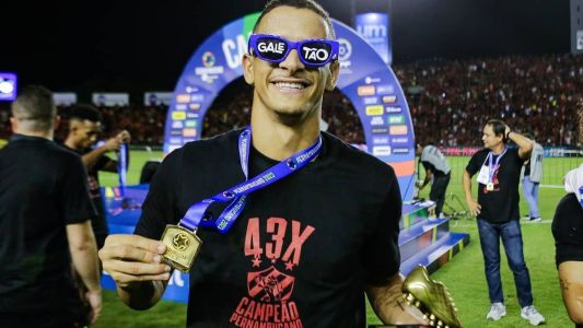 Luciano Juba foi o artilheiro do Campeonato Pernambucano