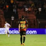 Fechado com o Bahia, Juba é hostilizado pela torcida do Sport; Enderson defende