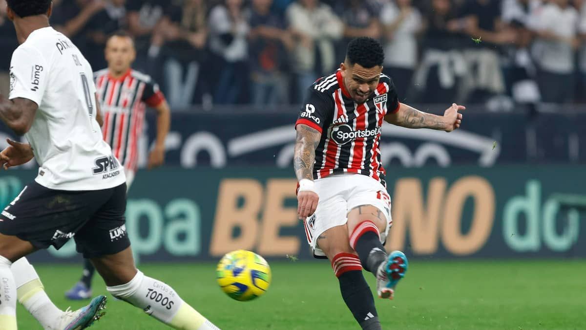 Cássio comenta comemoração de Luciano contra o Corinthians