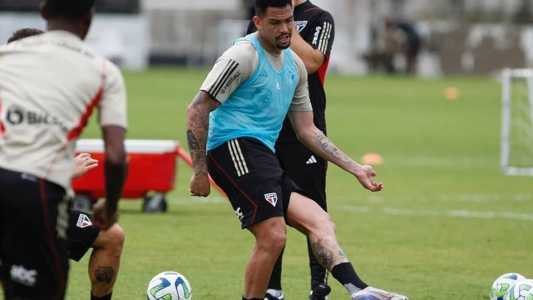 Luciano no treino do São Paulo desta sexta-feira, em Fortaleza