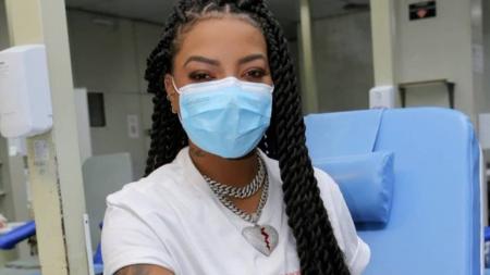Ludmilla divulgou ação para aumentar o banco de sangue do Hemorio