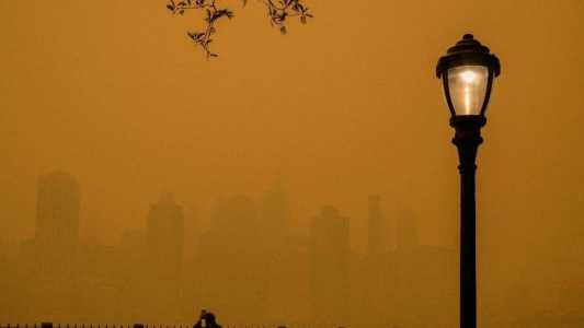 O Departamento de Energia e Meio Ambiente de Washington (EUA) afirmou que a qualidade do ar estava "extremamente insalubre" nesta quinta (8)