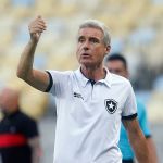 Técnico do Botafogo diz não admitir intervenção em sua equipe