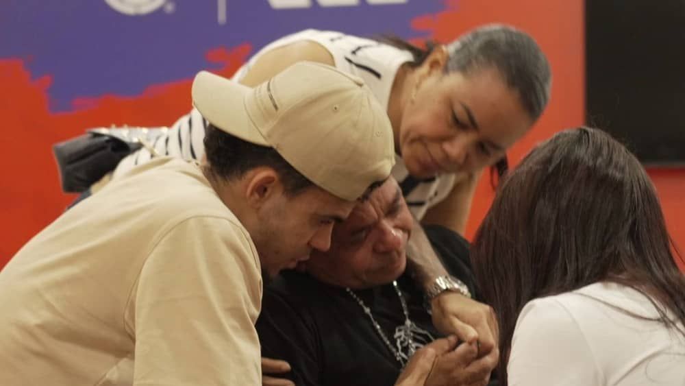 Luis Díaz, do Liverpool, reencontra pai pela primeira vez após sequestro