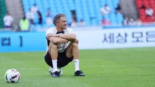 Luis Enrique afastou rumores de saída do PSG
