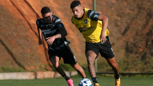 Luis Henrique está de volta aos treinos do Botafogo