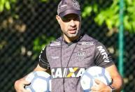 Sobrinho de Kalil, que ganhava R$ 70 mil, leva R$ 1,1 milhão do Atlético