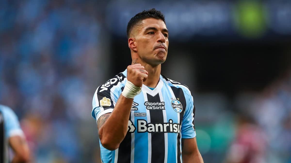 Luis Suárez elege ex-Cruzeiro como jogador mais difícil de enfrentar no Brasil