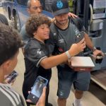 Torcedores do Atlético ganham atenção especial de Luis Suárez, do Grêmio 