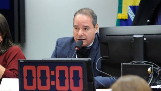 Luis Tibé é o presidente nacional do Avante