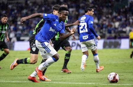 Luis Sinisterra em Cruzeiro 2 x 0 América, pelo Campeonato Mineiro 2026