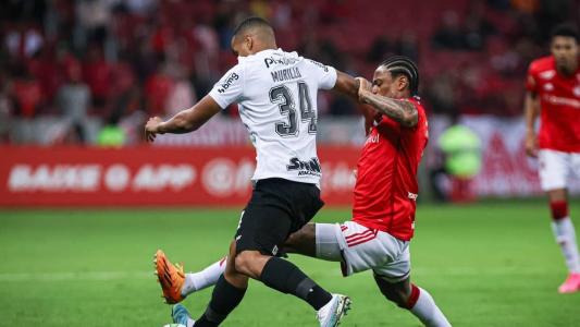Luiz Adriano empata e salva o Inter da derrota