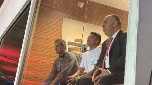 Luiz Araújo ao lado de Bruno Spindel e Marcos Braz