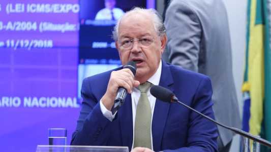 Luiz Carlos Hauly voltará à Câmara em virtude da cassação de Deltan Dallagnol