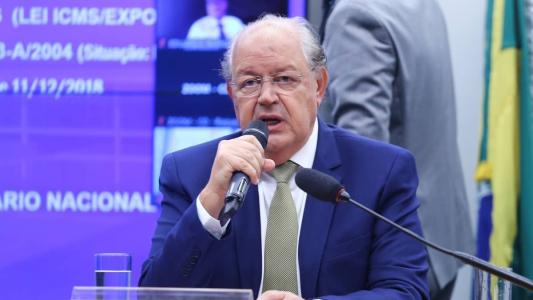 Luiz Carlos Hauly voltará à Câmara em virtude da cassação de Deltan Dallagnol