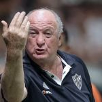 Atlético tem três novidades no time para duelo com Grêmio; veja escalação