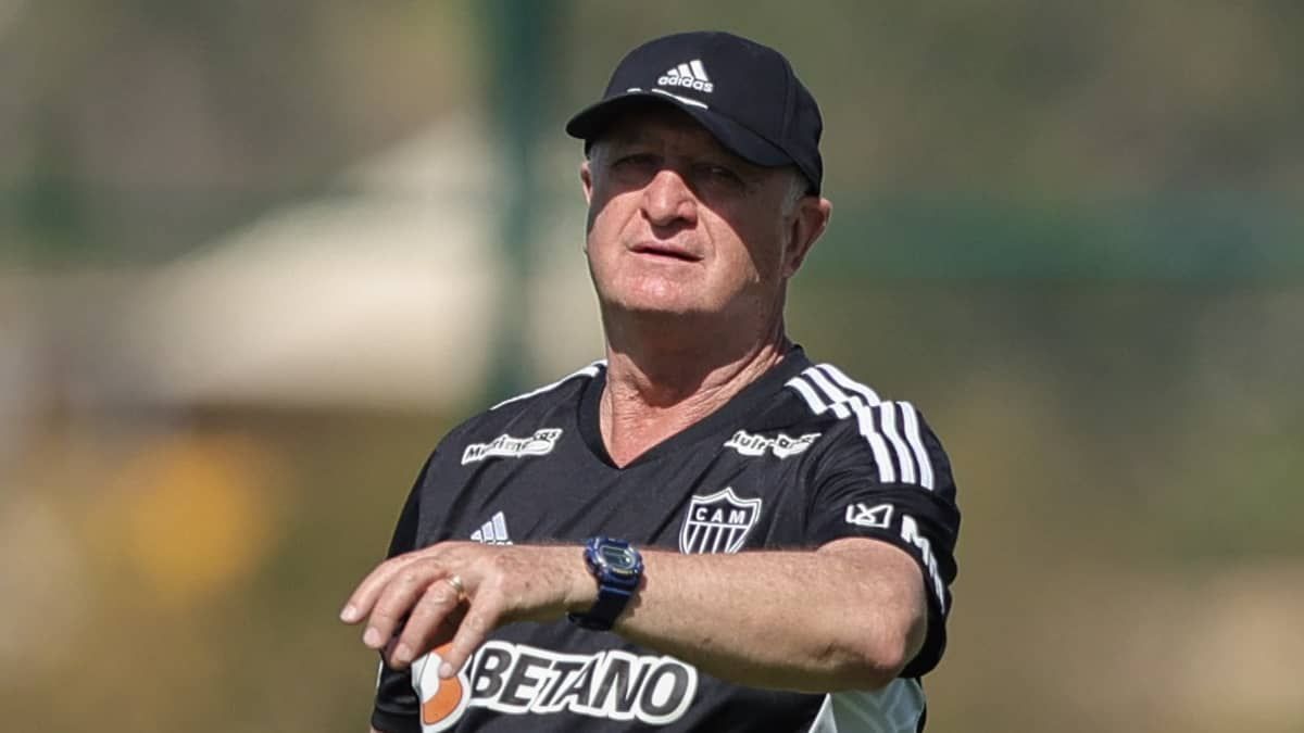 STJD remarca julgamento de Felipão, que pode desfalcar o Atlético