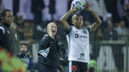 Luiz Felipe Scolari estreou no Atlético com empate contra o Fluminense