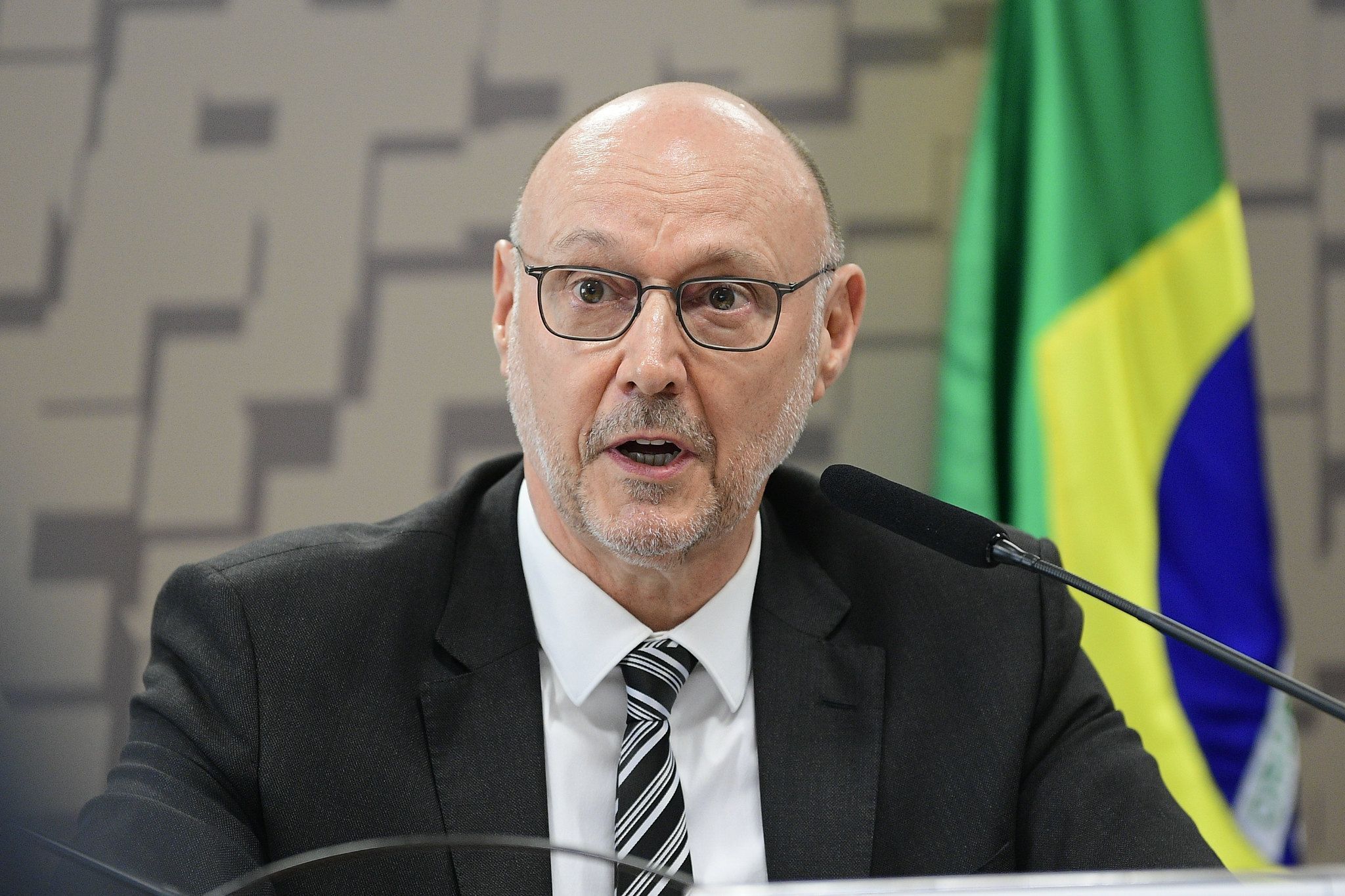 Chefe da Abin depõe à PF nesta quinta por suspeita de espionagem ao Paraguai