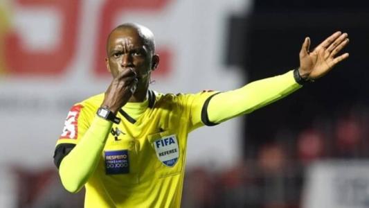 Luiz Flávio de Oliveira será o dono do apito entre Flamengo x Cruzeiro, no Maracanã