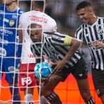 Técnico do Ceará exalta zagueiro que garantiu vitória sobre líder da Série B