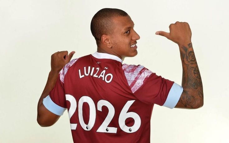 Sonho antigo do Cruzeiro, zagueiro do West Ham-ING é novamente consultado