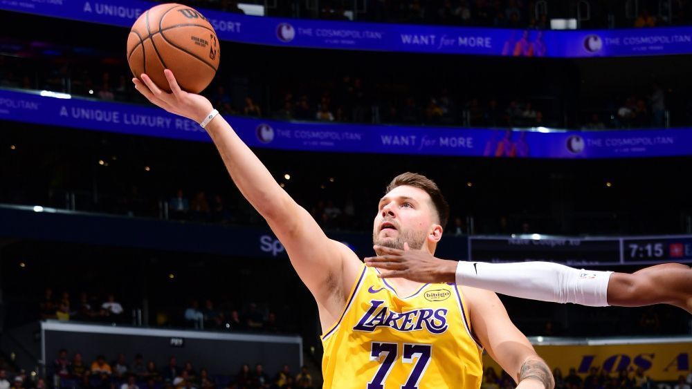 NBA: Lakers têm início avassalador, batem Nuggets e sobem no Oeste