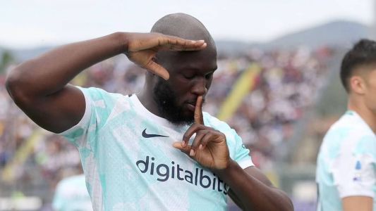 Lukaku repete gesto tradicional em toda comemoração