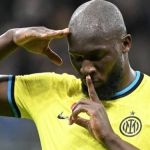 Lukaku, da Inter de Milão, sofre ataques racistas após final da Champions League
