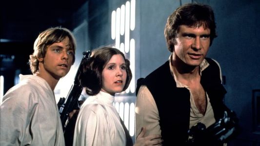 Luke Skywalker, Han Solo, Princesa Leia, Chewbacca, C3PO, R2-D2 e o temível vilão Darth Vader ajudaram a consagrar um dos marcos do cinema de aventura e ficção científica
