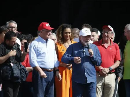 Em São Paulo, Lula e Alckmin participam de evento em comemoração ao feriado de 1° de maio