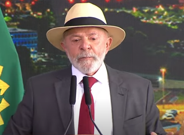 Lula admite ter pensado na morte após queda em banheiro: 'Médicos estavam horrorizados'