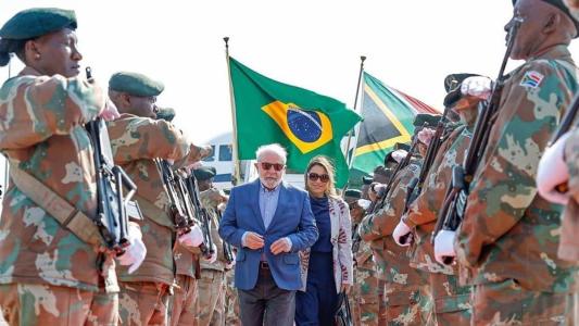 A viagem marca o retorno de fato de Lula ao continente africano, no momento em que ele planeja dar nova prioridade à aproximação política e econômica com os 54 países africanos