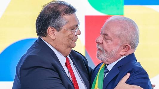 Lula afirmou ao ministro Flávio Dino que não pretende separar pasta da Justiça e Segurança Pública