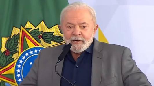 Lula afirmou que Palácio da Alvorada ainda não tem condições de ser moradia do presidente