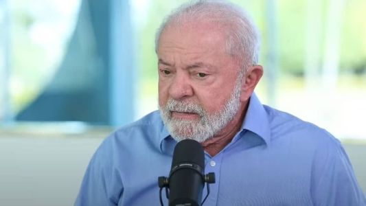 Lula afirmou que sente falta de feijão com arroz quando viaja e disse que comida do Itamaraty precisa melhorar