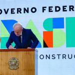 Lula sanciona texto que torna Lei Aldir Blanc permanente