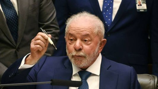Lula assinou decreto que restringe liberação de armas em 1º de janeiro, quando tomou posse