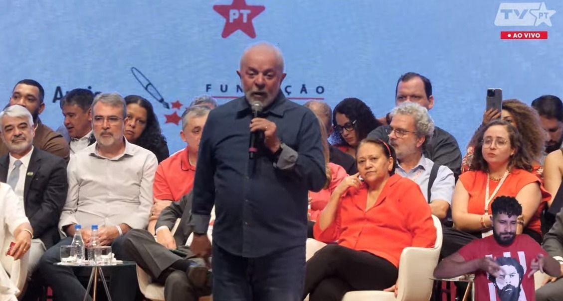 Lula projeta disputa municipal com Bolsonaro em 2024