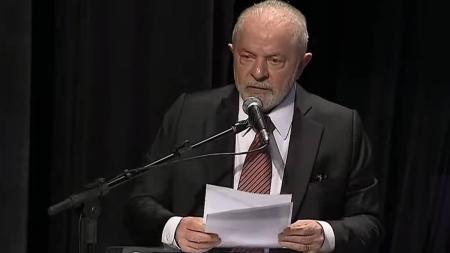 Lula cobrou do Banco Central uma política de redução de juros