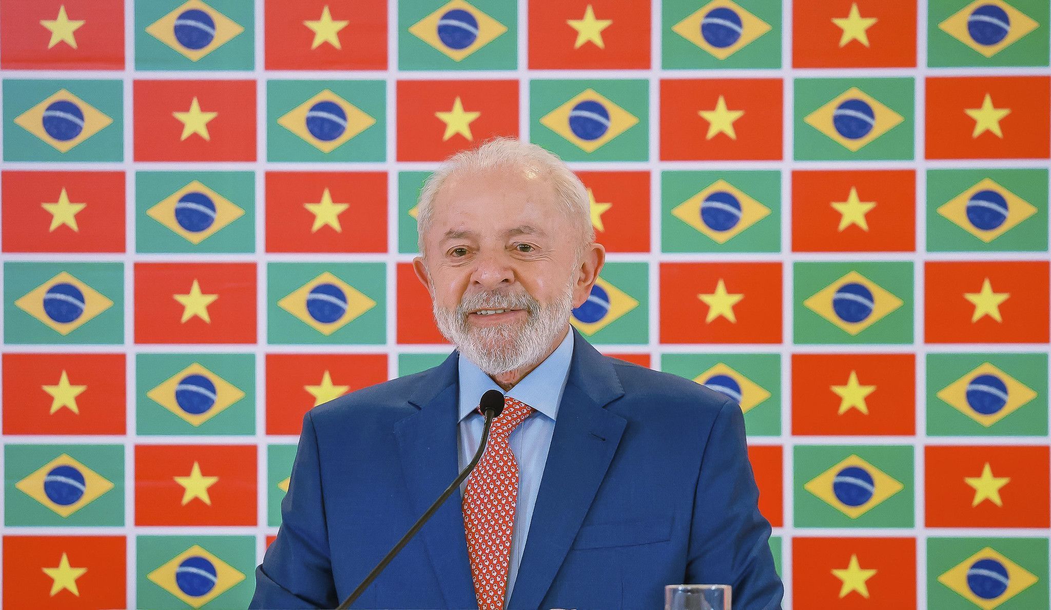 Guerra na Ucrânia: Lula elogia Trump por negociar fim do conflito com Putin