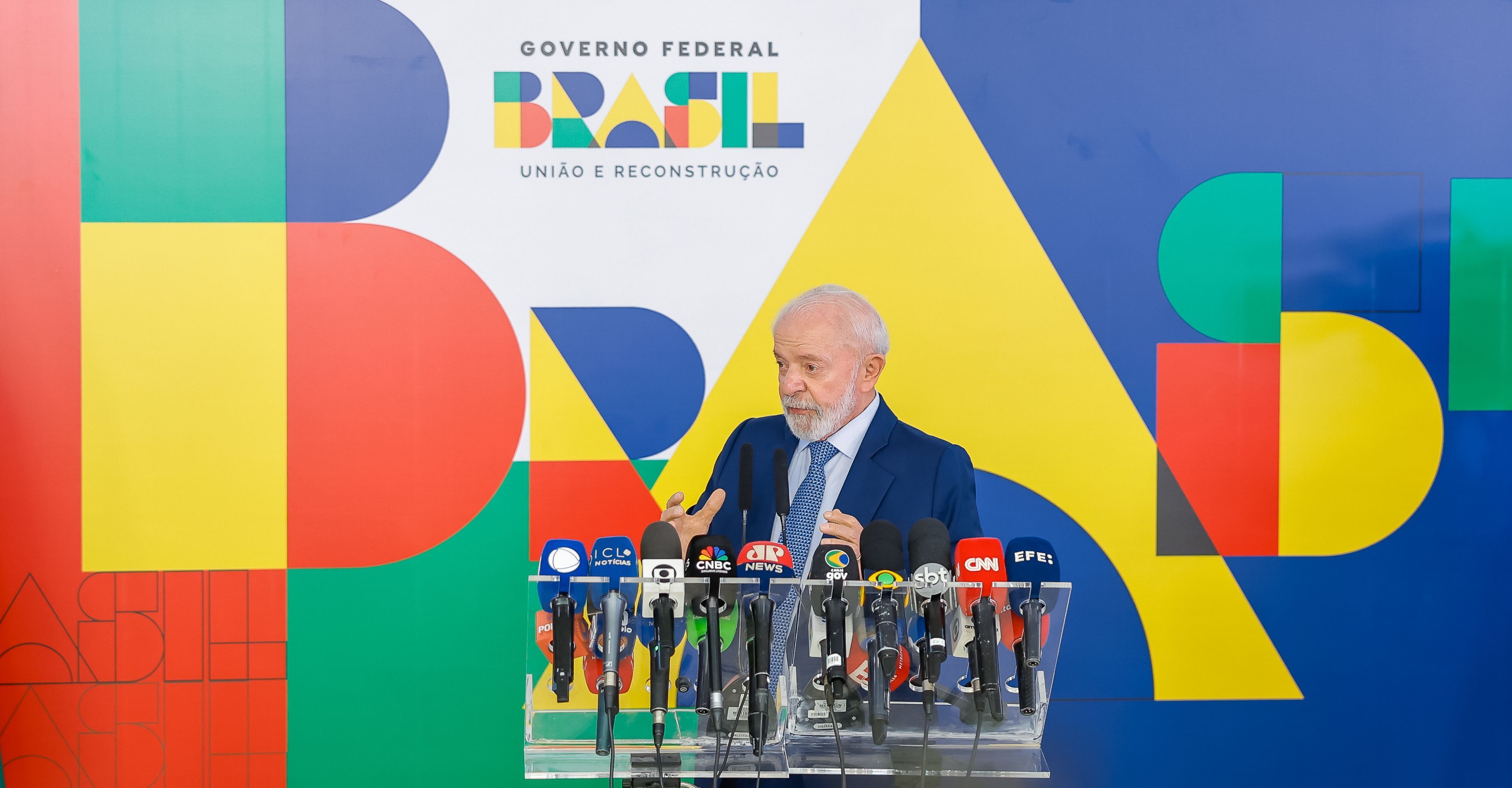 Lula diz que não fará “bravata” para reduzir preço dos alimentos e defende aumento da produção