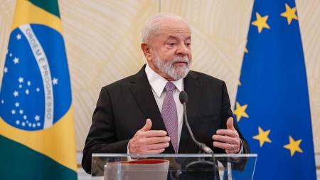 Lula comemora revisão para cima do PIB pelo FMI