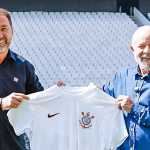 Lula comemora título estadual do Corinthians: 'É nóis!'