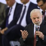 Lula diz que 'cidadão que agrediu Moraes é um animal selvagem, não um ser humano' 