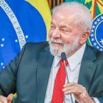 Lula se reúne com ministros e critica 'pessimismo' com crescimento econômico