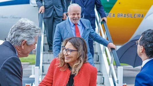Lula desembarcou em Londres na manhã desta sexta-feira (5)