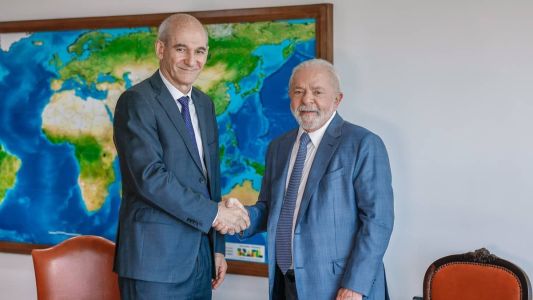 Lula deu posse ao general Amaro nesta quinta-feira (4)