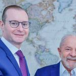 Lula deve enviar nesta quinta (1º) a indicação de Zanin ao STF para o Senado, dizem fontes